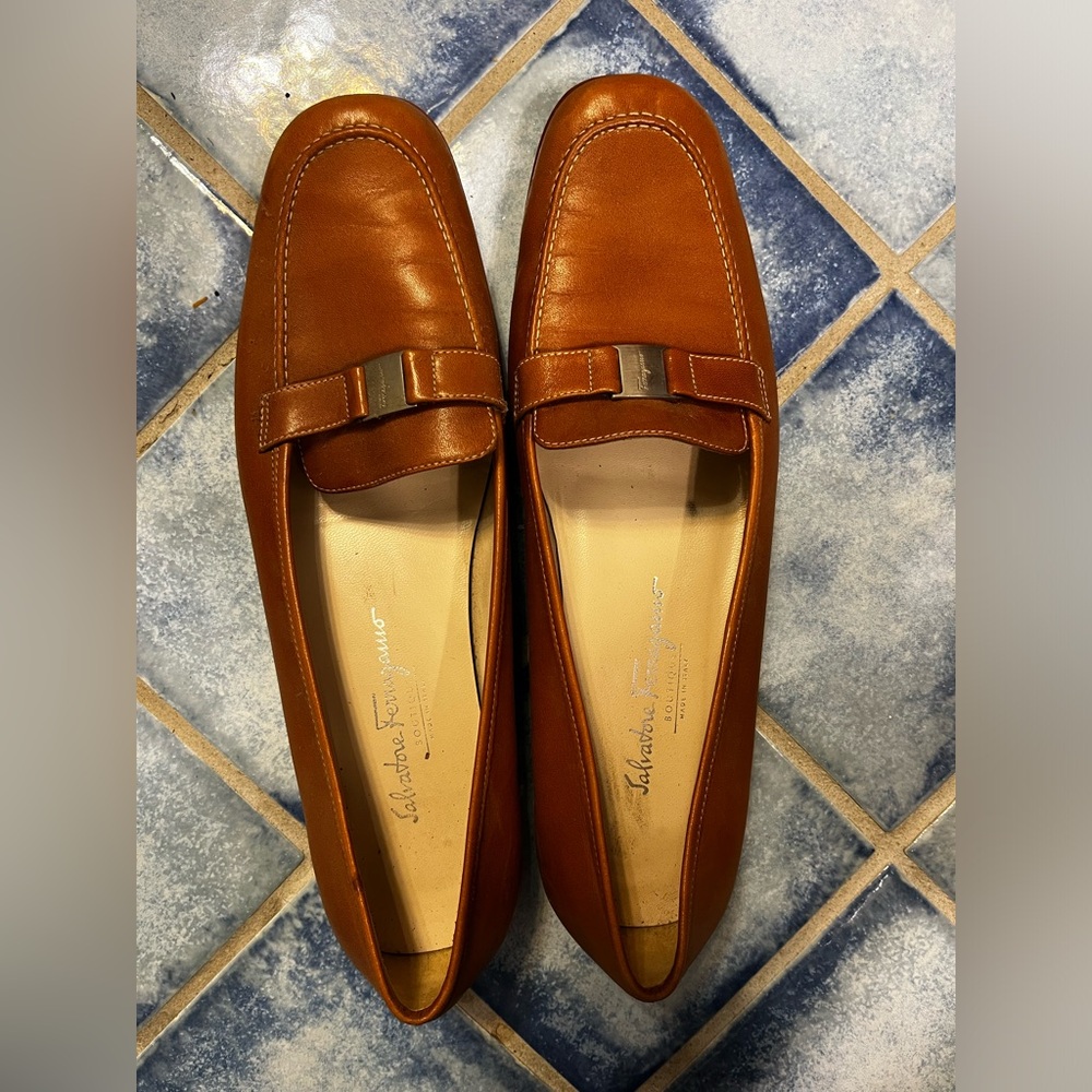 Salvatore ferragamo tan loafers